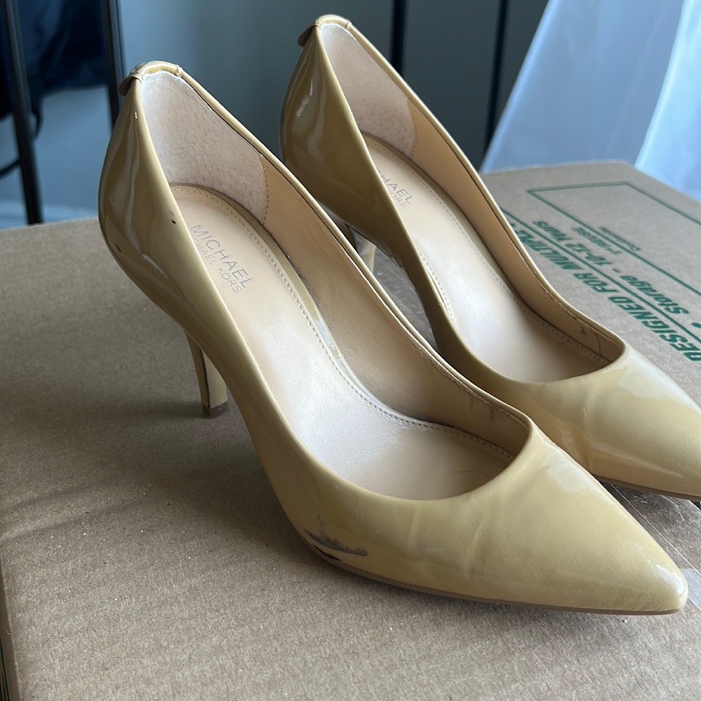 Michael Kors Dorothy Flex Pump